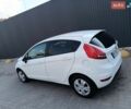 Білий Форд Фієста, об'ємом двигуна 1.24 л та пробігом 215 тис. км за 5500 $, фото 19 на Automoto.ua