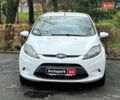 Білий Форд Фієста, об'ємом двигуна 1.4 л та пробігом 240 тис. км за 5990 $, фото 2 на Automoto.ua