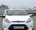 Білий Форд Фієста, об'ємом двигуна 1.4 л та пробігом 1020 тис. км за 7500 $, фото 3 на Automoto.ua