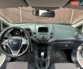 Білий Форд Фієста, об'ємом двигуна 1.25 л та пробігом 213 тис. км за 5200 $, фото 7 на Automoto.ua