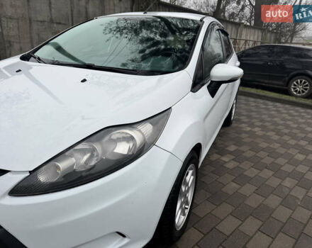 Белый Форд Фиеста, объемом двигателя 1.24 л и пробегом 122 тыс. км за 4900 $, фото 18 на Automoto.ua