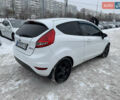 Білий Форд Фієста, об'ємом двигуна 1.4 л та пробігом 233 тис. км за 4800 $, фото 5 на Automoto.ua