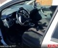 Білий Форд Фієста, об'ємом двигуна 1.4 л та пробігом 186 тис. км за 7500 $, фото 9 на Automoto.ua