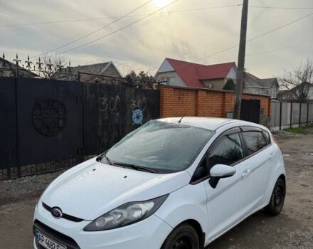 Білий Форд Фієста, об'ємом двигуна 1.2 л та пробігом 103 тис. км за 2200 $, фото 1 на Automoto.ua
