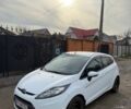Білий Форд Фієста, об'ємом двигуна 1.2 л та пробігом 103 тис. км за 2200 $, фото 1 на Automoto.ua