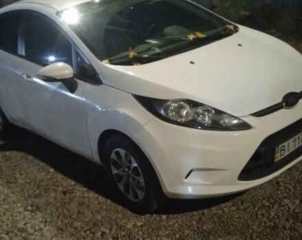 Білий Форд Фієста, об'ємом двигуна 1.2 л та пробігом 300 тис. км за 3000 $, фото 2 на Automoto.ua