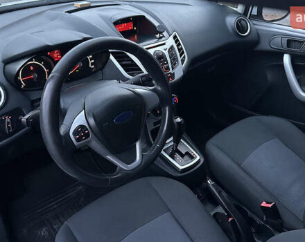 Белый Форд Фиеста, объемом двигателя 1.4 л и пробегом 220 тыс. км за 6950 $, фото 12 на Automoto.ua