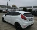 Белый Форд Фиеста, объемом двигателя 1.4 л и пробегом 230 тыс. км за 5400 $, фото 4 на Automoto.ua