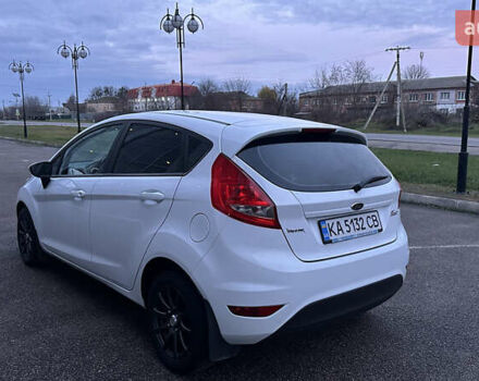 Белый Форд Фиеста, объемом двигателя 1.4 л и пробегом 220 тыс. км за 6950 $, фото 28 на Automoto.ua