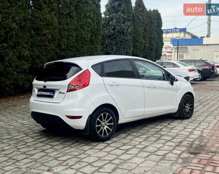 Білий Форд Фієста, об'ємом двигуна 1.39 л та пробігом 222 тис. км за 6800 $, фото 2 на Automoto.ua