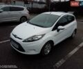 Білий Форд Фієста, об'ємом двигуна 1.39 л та пробігом 94 тис. км за 6700 $, фото 1 на Automoto.ua
