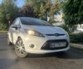 Білий Форд Фієста, об'ємом двигуна 1.2 л та пробігом 220 тис. км за 5500 $, фото 4 на Automoto.ua