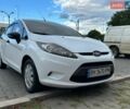 Білий Форд Фієста, об'ємом двигуна 1.25 л та пробігом 213 тис. км за 5200 $, фото 1 на Automoto.ua