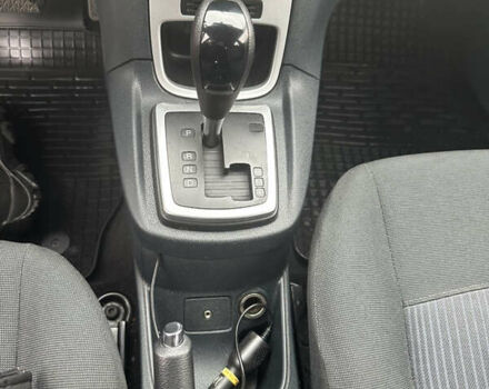 Белый Форд Фиеста, объемом двигателя 1.39 л и пробегом 90 тыс. км за 7500 $, фото 14 на Automoto.ua