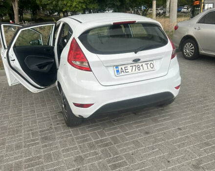 Белый Форд Фиеста, объемом двигателя 1.25 л и пробегом 200 тыс. км за 5200 $, фото 10 на Automoto.ua