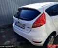 Білий Форд Фієста, об'ємом двигуна 1.4 л та пробігом 186 тис. км за 7500 $, фото 5 на Automoto.ua