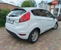 Белый Форд Фиеста, объемом двигателя 1.4 л и пробегом 309 тыс. км за 3999 $, фото 6 на Automoto.ua