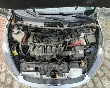 Білий Форд Фієста, об'ємом двигуна 1.4 л та пробігом 222 тис. км за 6800 $, фото 21 на Automoto.ua