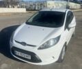 Белый Форд Фиеста, объемом двигателя 1.4 л и пробегом 105 тыс. км за 6999 $, фото 1 на Automoto.ua