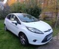 Форд Фиеста 2011 в Ирпене на Automoto.ua Белый Форд Фиеста, объемом двигателя 1.4 л и пробегом 187 тыс. км за 6300 $, фото 1 на Automoto.ua