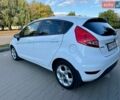 Білий Форд Фієста, об'ємом двигуна 1.4 л та пробігом 90 тис. км за 7777 $, фото 9 на Automoto.ua
