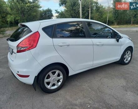 Белый Форд Фиеста, объемом двигателя 1.4 л и пробегом 119 тыс. км за 7900 $, фото 11 на Automoto.ua