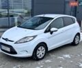 Білий Форд Фієста, об'ємом двигуна 1.2 л та пробігом 150 тис. км за 5250 $, фото 3 на Automoto.ua