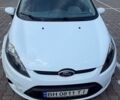 Білий Форд Фієста, об'ємом двигуна 1.39 л та пробігом 170 тис. км за 7200 $, фото 1 на Automoto.ua
