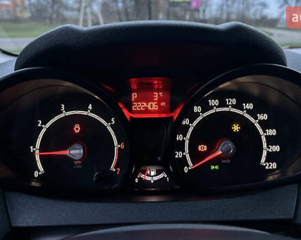 Белый Форд Фиеста, объемом двигателя 1.4 л и пробегом 220 тыс. км за 6950 $, фото 18 на Automoto.ua