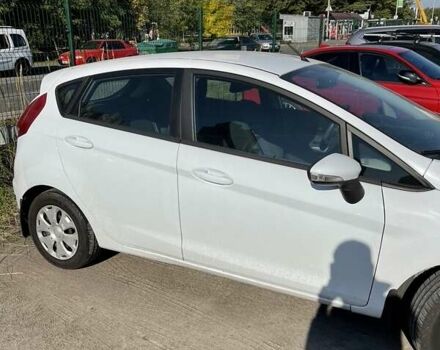 Форд Фиеста 2011 в Ирпене на Automoto.ua Белый Форд Фиеста, объемом двигателя 1.39 л и пробегом 124 тыс. км за 6000 $, фото 6 на Automoto.ua