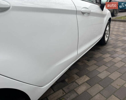 Белый Форд Фиеста, объемом двигателя 1.24 л и пробегом 122 тыс. км за 4900 $, фото 16 на Automoto.ua