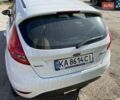 Форд Фиеста 2011 в Ирпене на Automoto.ua Белый Форд Фиеста, объемом двигателя 1.39 л и пробегом 124 тыс. км за 6000 $, фото 1 на Automoto.ua