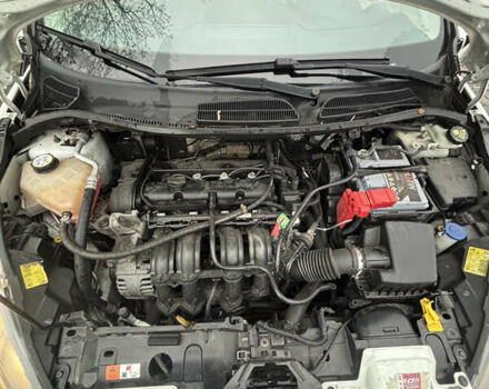 Белый Форд Фиеста, объемом двигателя 1.24 л и пробегом 212 тыс. км за 5400 $, фото 16 на Automoto.ua