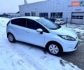 Білий Форд Фієста, об'ємом двигуна 1.2 л та пробігом 150 тис. км за 5250 $, фото 15 на Automoto.ua