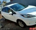 Білий Форд Фієста, об'ємом двигуна 1.4 л та пробігом 186 тис. км за 7500 $, фото 3 на Automoto.ua