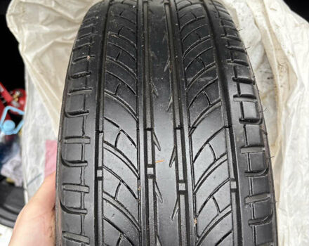 Белый Форд Фиеста, объемом двигателя 1.24 л и пробегом 212 тыс. км за 5400 $, фото 19 на Automoto.ua