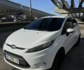 Белый Форд Фиеста, объемом двигателя 1.4 л и пробегом 270 тыс. км за 6300 $, фото 1 на Automoto.ua