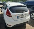 Белый Форд Фиеста, объемом двигателя 1.4 л и пробегом 295 тыс. км за 3500 $, фото 4 на Automoto.ua