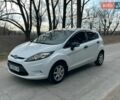 Білий Форд Фієста, об'ємом двигуна 1.25 л та пробігом 106 тис. км за 5900 $, фото 2 на Automoto.ua