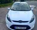 Белый Форд Фиеста, объемом двигателя 1.2 л и пробегом 80 тыс. км за 6000 $, фото 1 на Automoto.ua