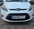 Білий Форд Фієста, об'ємом двигуна 1.39 л та пробігом 170 тис. км за 6800 $, фото 1 на Automoto.ua
