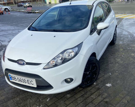 Белый Форд Фиеста, объемом двигателя 1.25 л и пробегом 111 тыс. км за 6700 $, фото 2 на Automoto.ua