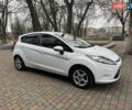 Білий Форд Фієста, об'ємом двигуна 1.25 л та пробігом 170 тис. км за 5700 $, фото 4 на Automoto.ua
