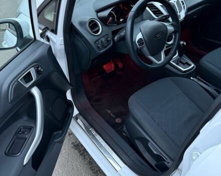 Белый Форд Фиеста, объемом двигателя 1.4 л и пробегом 110 тыс. км за 6950 $, фото 15 на Automoto.ua