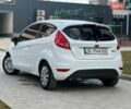 Белый Форд Фиеста, объемом двигателя 1.4 л и пробегом 205 тыс. км за 4400 $, фото 16 на Automoto.ua
