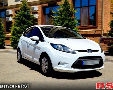 Белый Форд Фиеста, объемом двигателя 1.2 л и пробегом 139 тыс. км за 5800 $, фото 4 на Automoto.ua