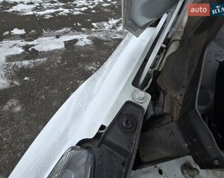 Білий Форд Фієста, об'ємом двигуна 1.25 л та пробігом 53 тис. км за 6400 $, фото 124 на Automoto.ua