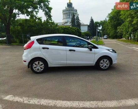 Белый Форд Фиеста, объемом двигателя 1.25 л и пробегом 117 тыс. км за 5900 $, фото 10 на Automoto.ua