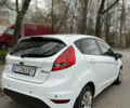 Білий Форд Фієста, об'ємом двигуна 1.4 л та пробігом 225 тис. км за 5900 $, фото 5 на Automoto.ua