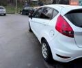 Белый Форд Фиеста, объемом двигателя 1.4 л и пробегом 165 тыс. км за 6300 $, фото 6 на Automoto.ua